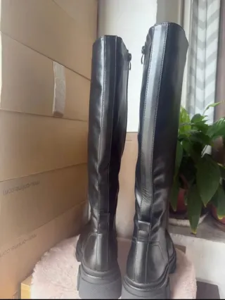 Botas de cordones negras talla 39