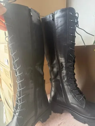 Botas de cordones negras talla 39