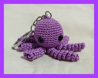 Llavero Pulpo crochet Morado