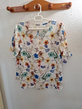 Blusa mujer flores manga corta
