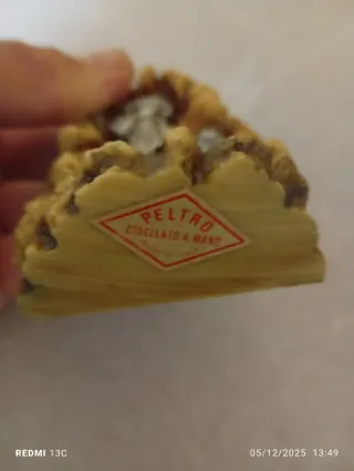 Statuetta angelo in metallo e resina