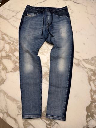 Pack 3 Pantalones Levis y Diesel Talla L