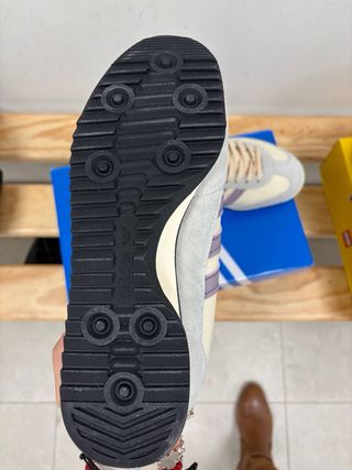 Zapatillas Adidas SL72 Beige y Morado