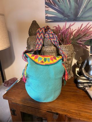 Bolso de verano tejido a mano multicolor