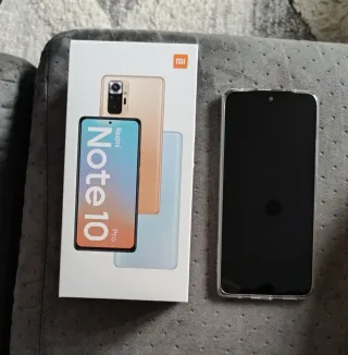 Xiaomi Redmi Note 10 Pro Dorado con 8 custodie