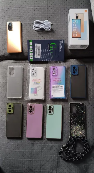 Xiaomi Redmi Note 10 Pro Dorado con 8 custodie