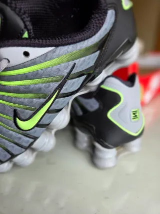 Nike Shox TL