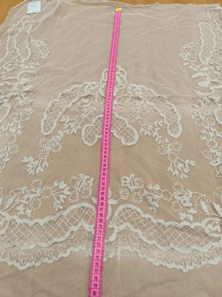 Delantal Fallera Tul Bordado Beige sin lent.