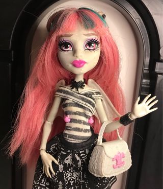 Muñeca Monster High Rochelle basica (leer anuncio)
