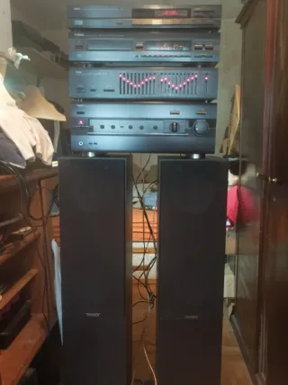 Equipo Yamaha Tannoy