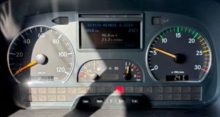 Camion rigido Mercedes Axor 1833 2014