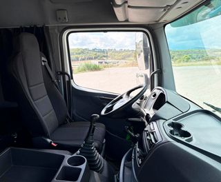 Camion rigido Mercedes Axor 1833 2014