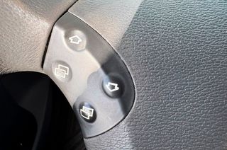 Camion rigido Mercedes Axor 1833 2014