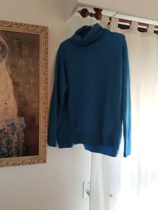 Jersey azul cuello alto talla única