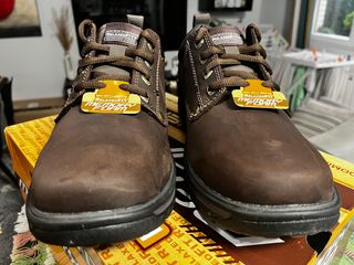 Zapatos Skechers Relaxed Fit Marrón Talla 43 nuevo