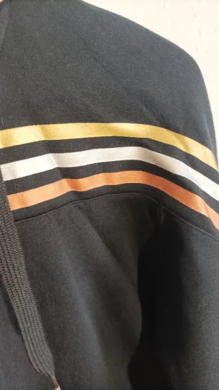 Sudadera Adidas Olímpica Negra y Dorada