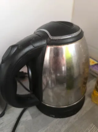 Hervidor de agua eléctrico