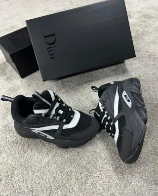 DIOR B22 Triple Black – Talla 43