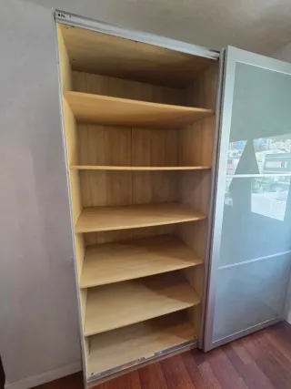 Armario de puertas correderas Ikea PAX