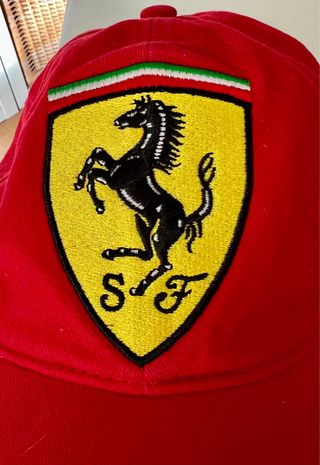 Gorra Ferrari F1 Roja