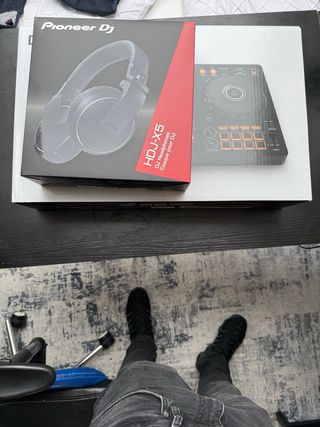 Pioneer DJ DDJ-FLX4 + HDJ-X5 Cascos