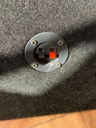 Subwoofer Alpine para coche