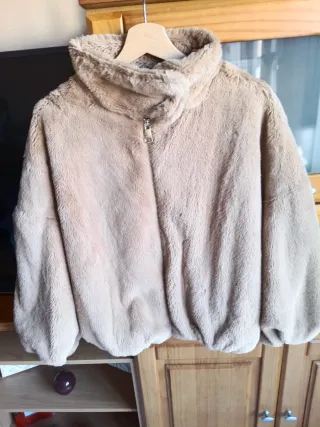 Cazadora juvenil beige