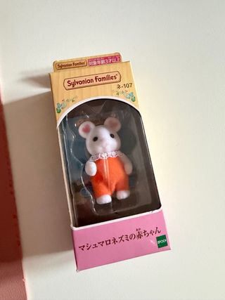 Sylvanian Families Bebé Ratón Marshmallow