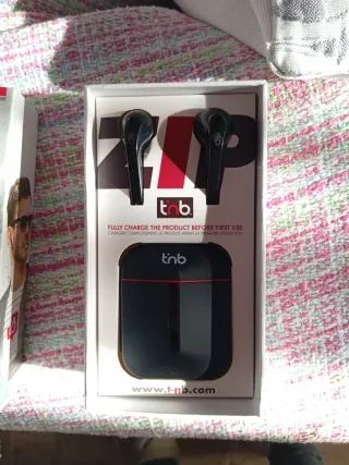 Auriculares inalámbricos tnb ZIP negros y rojos