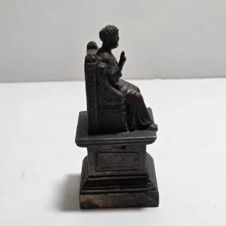 Antico souvenir Grand Tour in metallo San Pietro