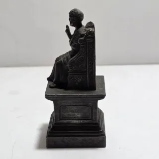 Antico souvenir Grand Tour in metallo San Pietro