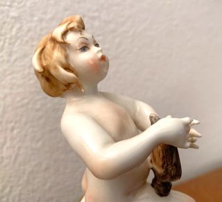 CAPODIMONTE antico Angelo con la Lira