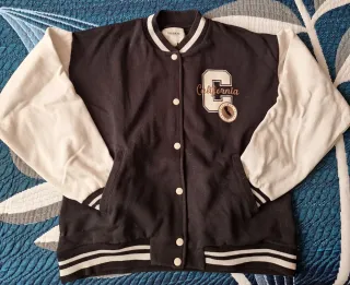 Chaqueta Pull&Bear Negra y Blanca Talla M