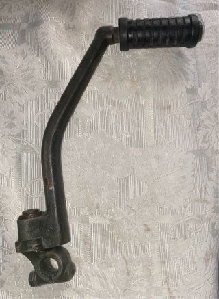 Palanca de arranque YAMAHA DT74