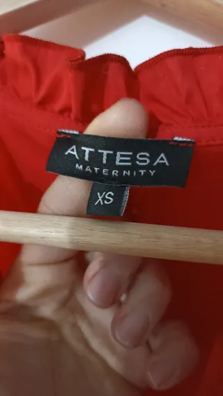 Vestido premamá rojo