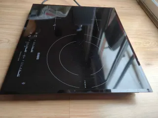Placa de inducción AEG