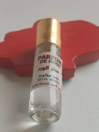 Perfume de Rosas Kelas M,gouna Unisex 4