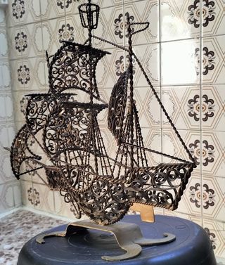 Barco de hierro forjado artesanal