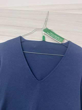 Maglia Benetton nuova scollo V tg L
