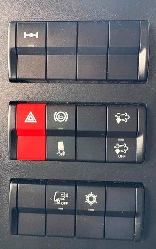 Camion rigido Mercedes Atego 1524 2015