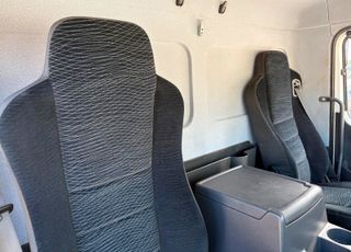 Camion rigido Mercedes Atego 1524 2015