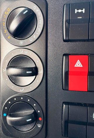 Camion rigido Mercedes Atego 1524 2015