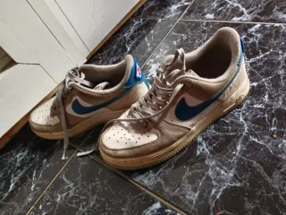 Lote de ropa vaquera, se vende por separado..