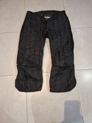 Pantalón y chaqueta de moto de Degeno
