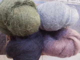 Lote 4 madejas(950gr) lana Mohair Poliamida