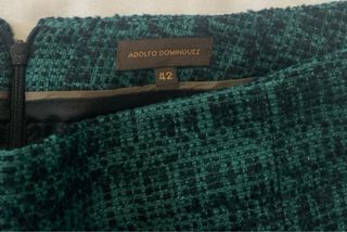 Falda Adolfo Dominguez verde y negra