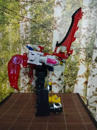 Power Rangers Megaforce - Robot