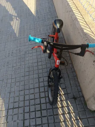 Bicicleta Infantil Roja Btwin