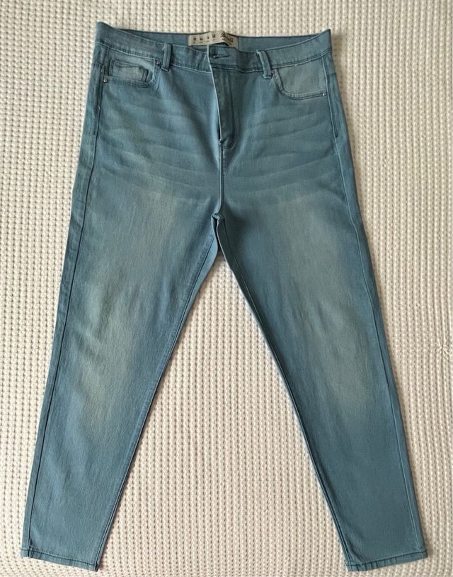 Lote 2 calças jeans skinny femininas T. 46