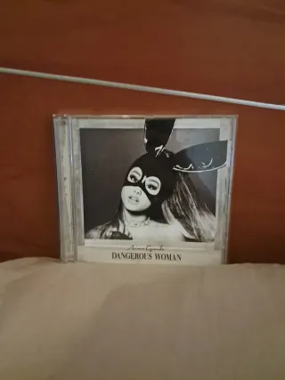 CD Dangerous Woman Ariana Grande